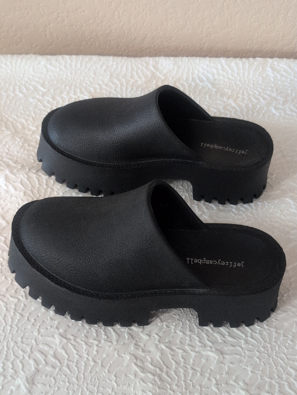 Women’s Black Platform Clog Mules - Picture 4 of 8